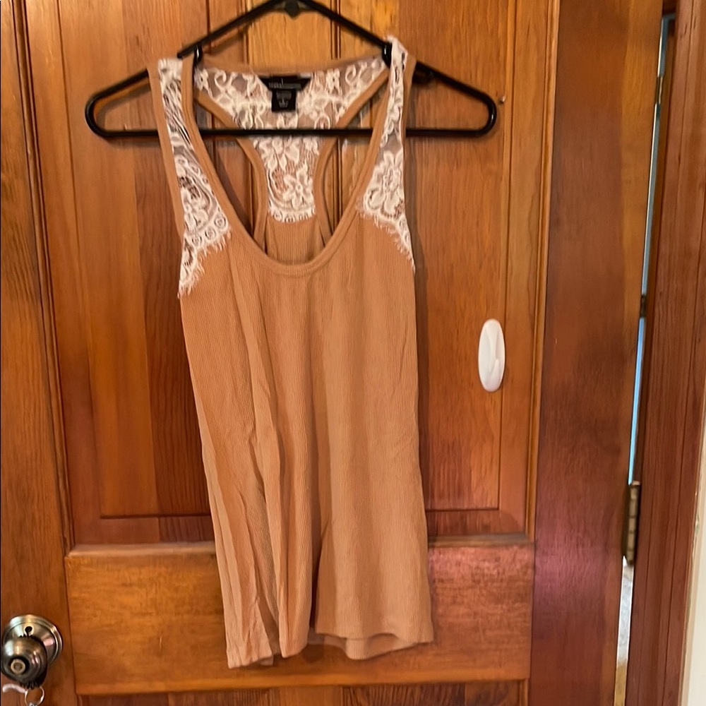 Moda International Tan and White Tank Top